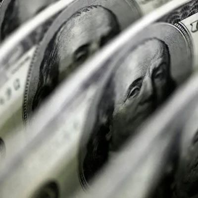 Dollar soft on US shutdown worries