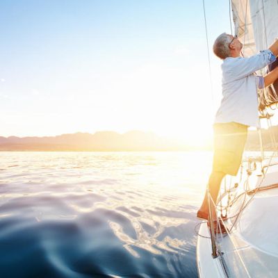 5 Things the Upper Class Pays For in Cash That the Middle Class Doesn’t