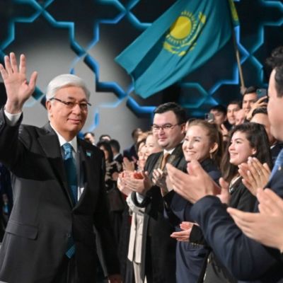 Exit polls say Kazakhstan has approved new constitution