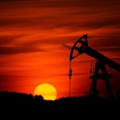 Crude Oil Prices Threaten to Hit $200 on Prolonged Strait of Hormuz Closure