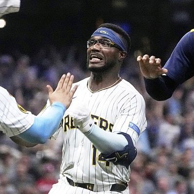 Brewers become first MLB team to clinch playoff spot this season | Fulton Sun