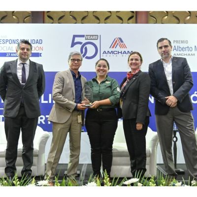 Dole Receives Grand Winner Award for Efforts that Support its Workforce and Well-being in Costa Rica