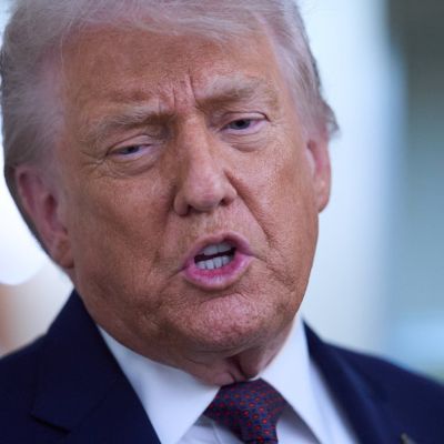 Trump visits Iowa trying to focus on affordability during fallout over nurse’s Minneapolis shooting