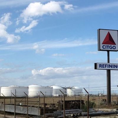 Exclusive-Weak bids in Citgo auction spurs Venezuela to pitch alternative pay plan