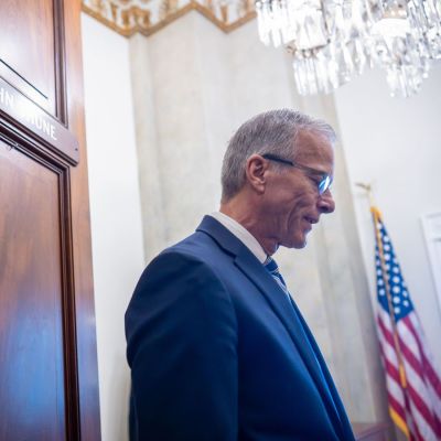 US Senate takes first step towards ending the government shutdown