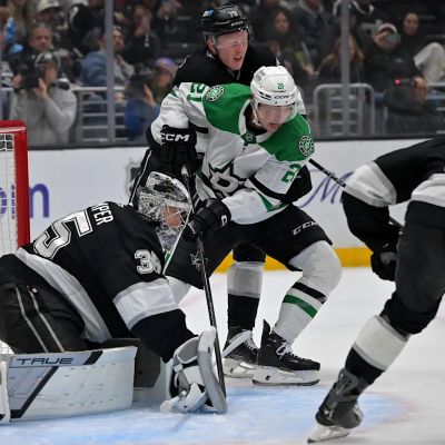 Dallas Stars game notes: Just keep swimming, costly minor, & lethal lob in win at Kings