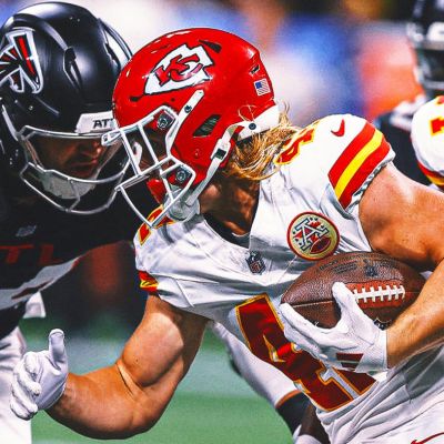 Chiefs’ Carson Steele shines in first start as family watches from sister’s wedding