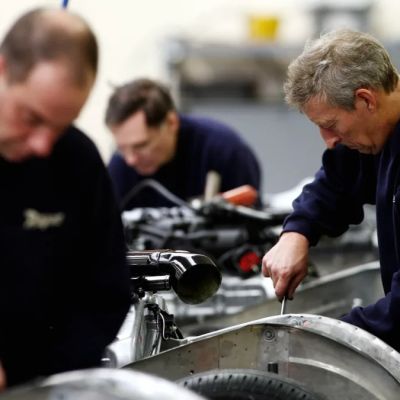 UK factory slump deepens as European demand wanes