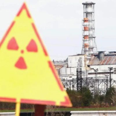 RaillyNews – Chernobyl Nuclear Alarm: Russian Drone Hits Used Fuel Storage
