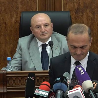 Eight individuals apprehended in Gyumri for accepting bribes, including mayor