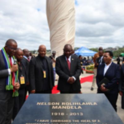 President Ramaphosa unveils Mandela and Tambo statues in eThekwini