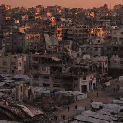 Varje dag en kamp i Gaza: “Vågar inte gå till min sönderbombade lägenhet