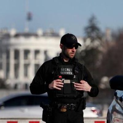 Shootings take place near White House