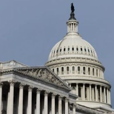 Politico: US to lose $15 bln in GDP each week of government shutdown, White House memo says