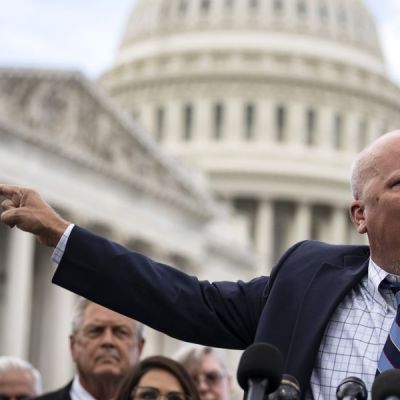 Democrats vote overwhelmingly against GOP bill aiming to bar illegal aliens from voting | Blaze Media