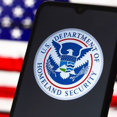 Sen Eric Schmitt seeks to end birth tourism, revoke citizenship for babies of foreign diplomats