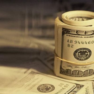 Dollar slips after US Supreme Court strikes down most Trump tariffs, Middle East tensions cap losses – Profit by Pakistan Today