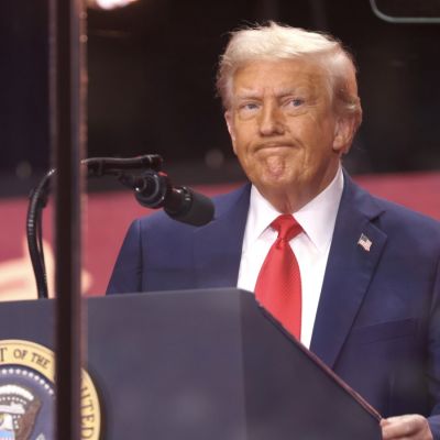 Trump Reportedly Taken to Hospital: Rumours of POTUS at Walter Reed Medical Centre Go Viral