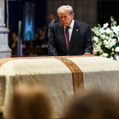 Trump Falls Asleep at Lindsey Graham’s Funeral Service Directly After His Off-Script Eulogy