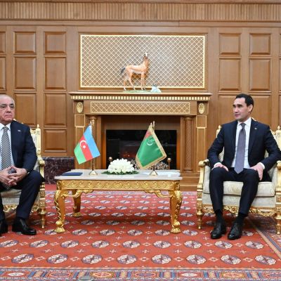 Azerbaijani PM discusses bilateral ties with Turkmenistan’s president in Ashgabat (PHOTO)
