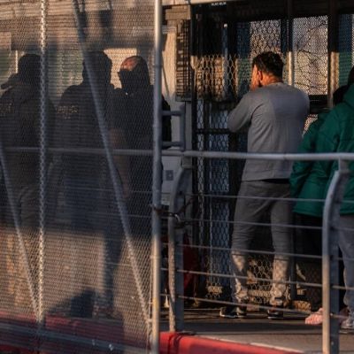 US Supreme Court lets quick deportations to third countries resume for now