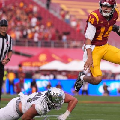 Senate passes college sports bill that would rein in athlete payments and transfers