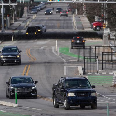 Why US cities are reverting 1-way streets back to their original 2-way design