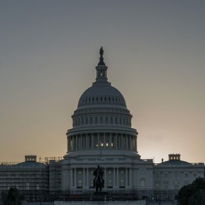 Should the GOP Gamble on the Government Shutdown?