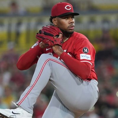 Reds drop second straight game, series to A’s