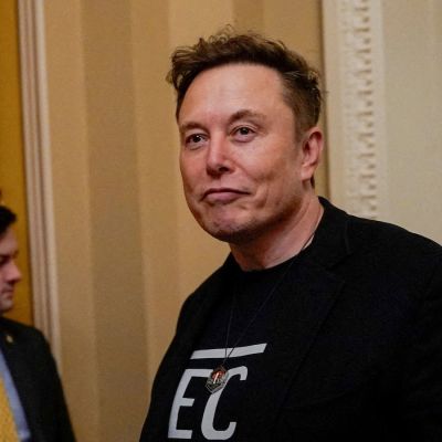 Musk PAC offers $100 to Wisconsin voters who sign petition against 'activist judges'