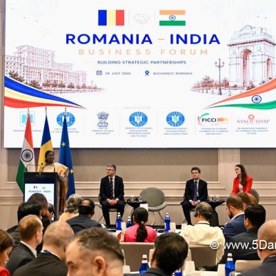 Droupadi Murmu Addresses India-Romania Business Forum