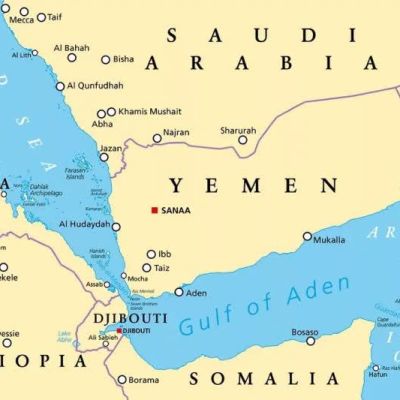 EMSA urged ships to avoid Yemen's territorial waters  | News.az