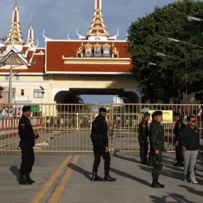 Cambodia seals crossings with Thailand as hostilities continue | News.az