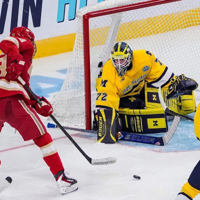 Michigan hockey falls to Denver in Frozen Four 2OT thriller