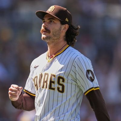 Blue Jays, free-agent pitcher Dylan Cease agree to $210 million, 7-year deal: AP source