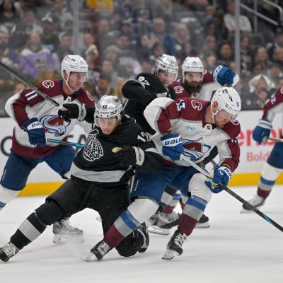 Avalanche Spoil Kings Season Opener