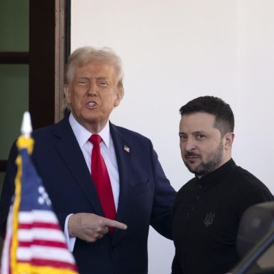 The United States expects Zelensky to sign a peace plan for Ukraine by November 27, the Financial Times reported, citing Ukrainian officials