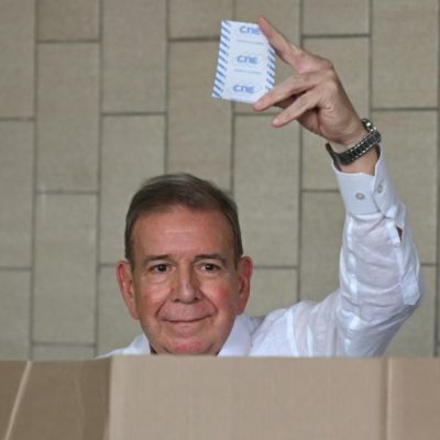 Venezuela opposition candidate issued summons over vote dispute