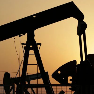 Oil jumps 4% as traders signal ‘risk back on’ after China-US trade truce