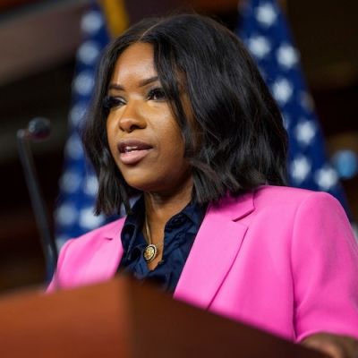 Dr. Jeffrey Epstein to Newsmax: Rep. Crockett Dragged Me Into Smear