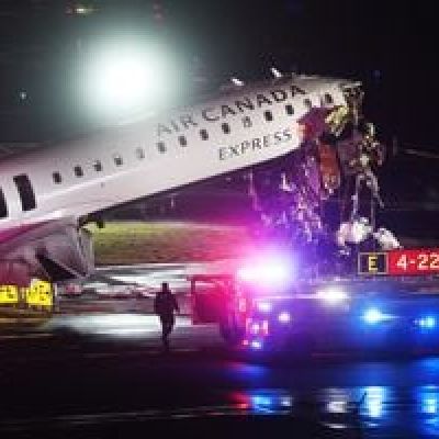Air Canada jet kills 2 pilots in LaGuardia collision