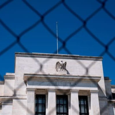 Political heat gives central bankers pause for thought on interest rate cuts