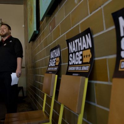 After a decade of defeats, some Iowa Democrats changing the way they talk to voters