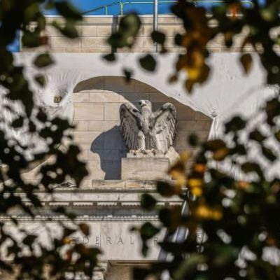 Shift in US bond yields leaves investors guessing about economic outlook