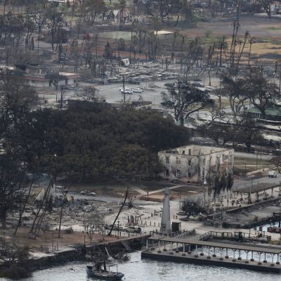 After Maui’s fires, here’s the view from a neighbor island