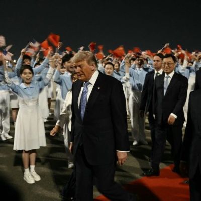 Trump welcomed with red carpet in Beijing for summit with President Xi