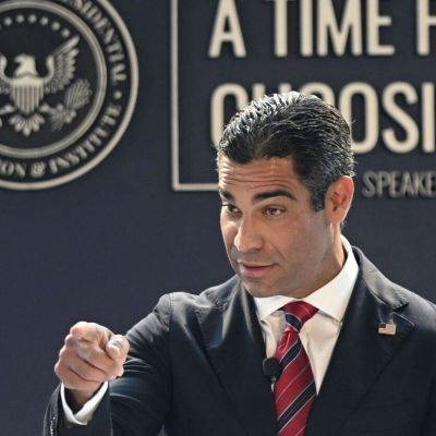 GOP Miami mayor jumps into crowded race for president in 2024
