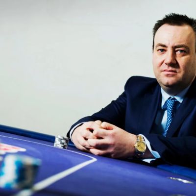 Kenny Alexander gears up for boardroom coup at William Hill-owner
