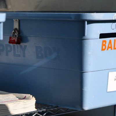 Federal judge pauses USPS vote by mail rule in Oregon lawsuit