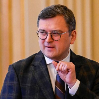 Ukraine could attack Russia unless it joins NATO – former Ukrainian FM  —  RT Russia & Former Soviet Union